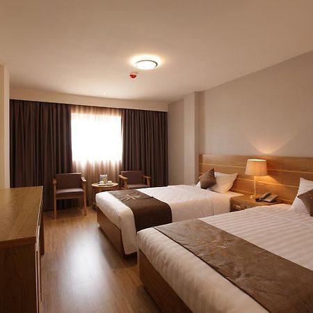 Minh Tam Hotel & Spa 3/2 Bandar Ho Chi Minh Luaran gambar