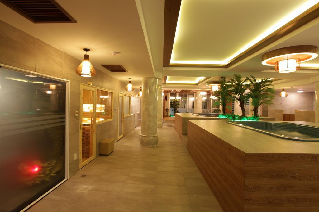 Minh Tam Hotel & Spa 3/2 Bandar Ho Chi Minh Luaran gambar